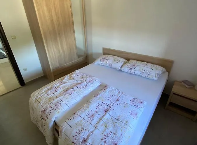 Ana Apartment